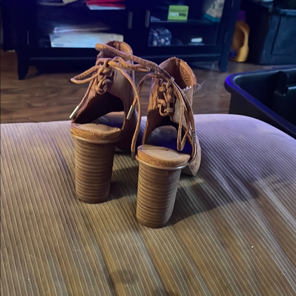 Women's Tan Peep-Toe Heeled Sandals - Picture 3 of 3
